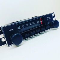 SILVER-SERIES AM/FM RADIO ASSEMBLY : 1973-1982 TOYOTA J40-SERIES LANDCRUISER (DELUXE VERSION)